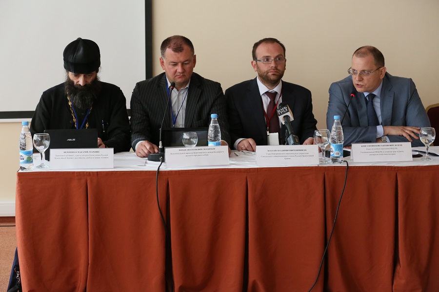 На фестивале православных СМИ «Вера и cлово» состоялась панельная дискуссия, посвященная проблеме прав человека